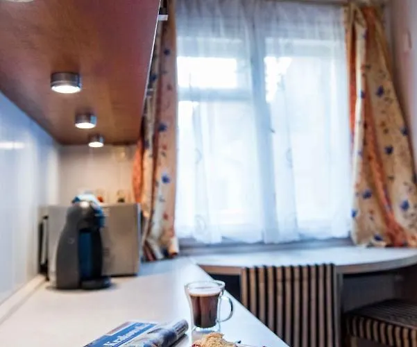 W Dabrowie בית אירוח *